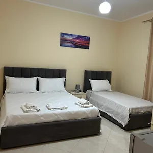 Bed and breakfast Rest House, Vlorë